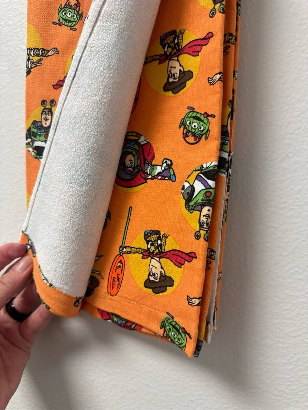 Toy Story DISNEY HALLOWEEN 2 Pack Kitchen Towels NEW